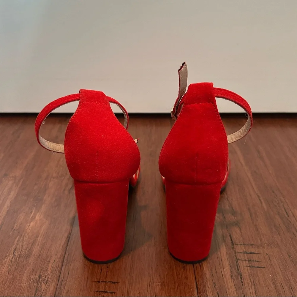 Red Heels - Picture 4 of 4